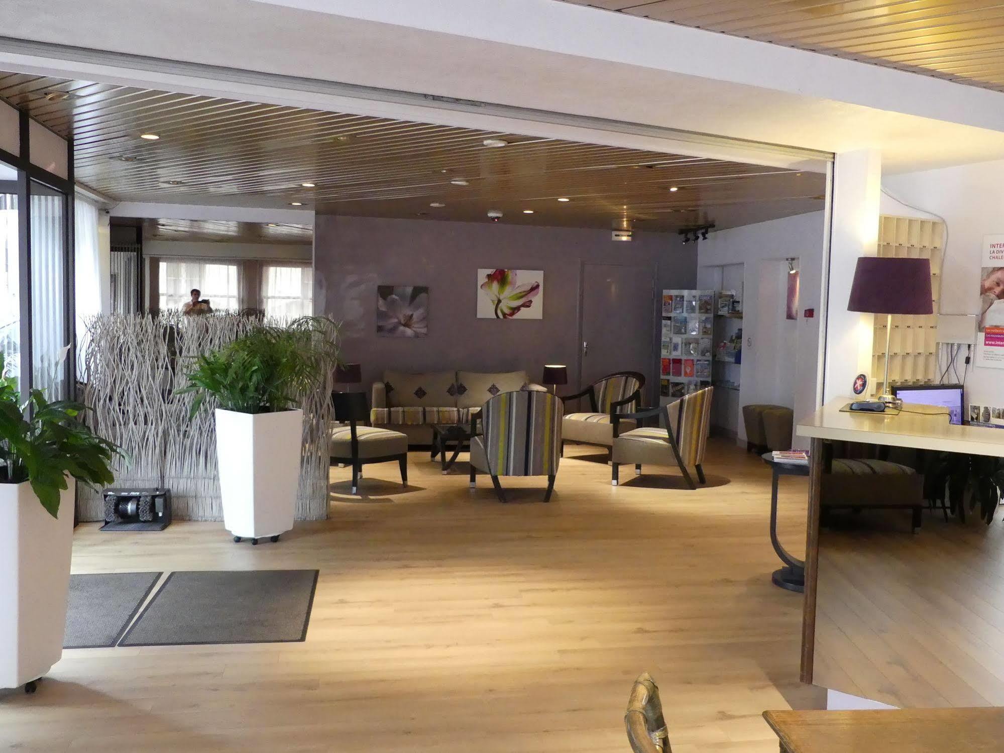 Hotel De L'Orme, Akena Евре Екстер'єр фото